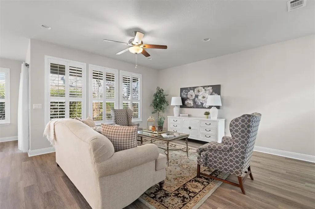 10502 Turnbull Loop Austin TX 78717