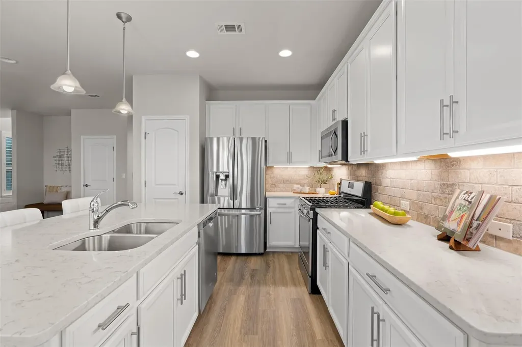 10502 Turnbull Loop Austin TX 78717