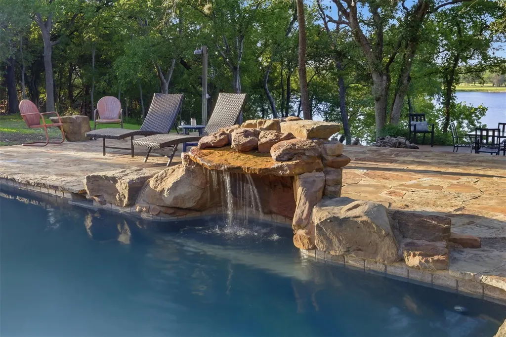 142 Woodland Trail Leander TX 78641