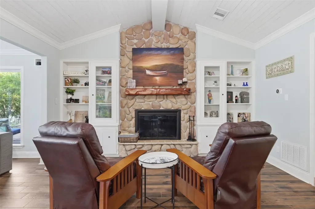 142 Woodland Trail Leander TX 78641
