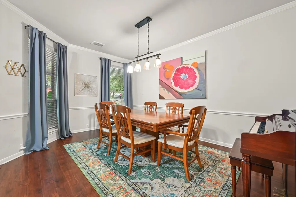 10512 Thoroughbred Drive Austin TX 78748