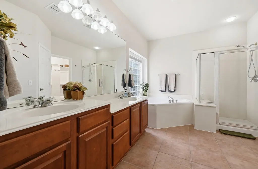 10512 Thoroughbred Drive Austin TX 78748