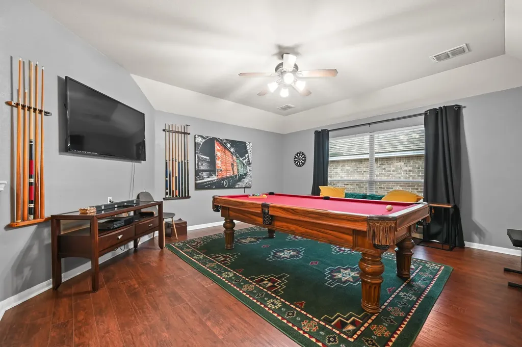 10512 Thoroughbred Drive Austin TX 78748