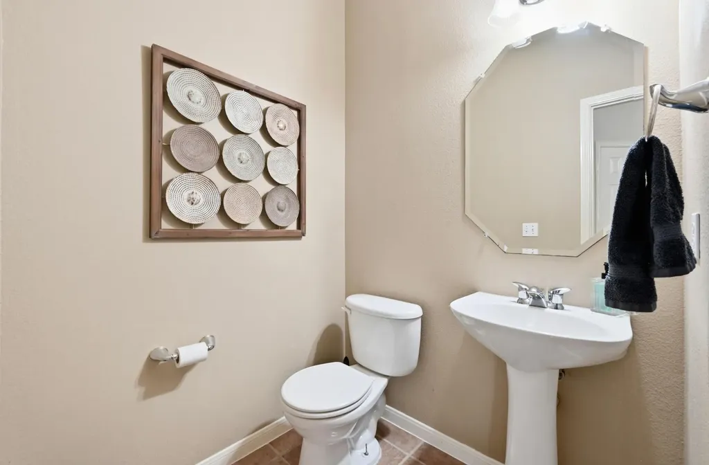 10512 Thoroughbred Drive Austin TX 78748