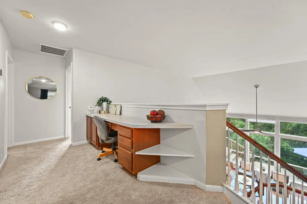 10512 Thoroughbred Drive Austin TX 78748