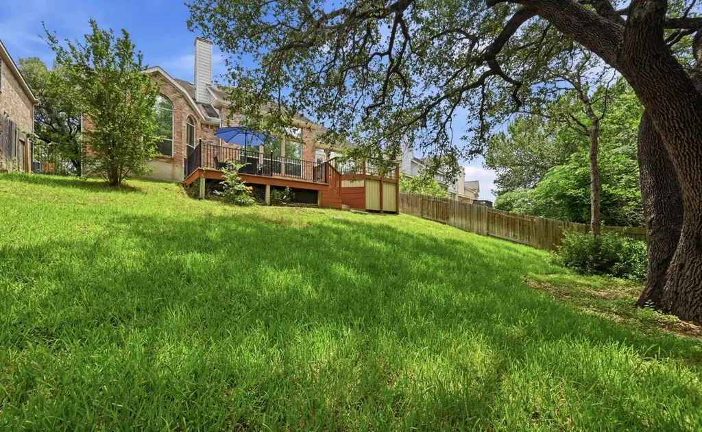 10512 Thoroughbred Drive Austin TX 78748
