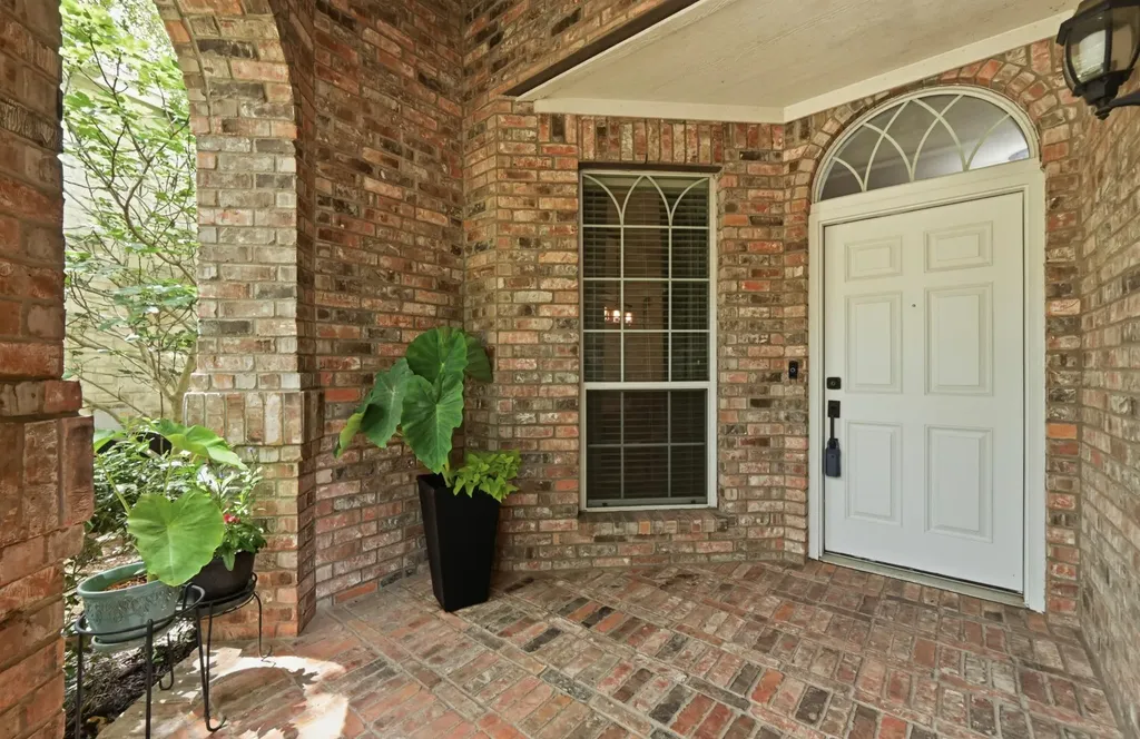 10512 Thoroughbred Drive Austin TX 78748
