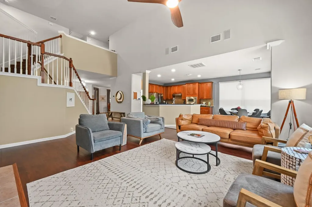 10512 Thoroughbred Drive Austin TX 78748