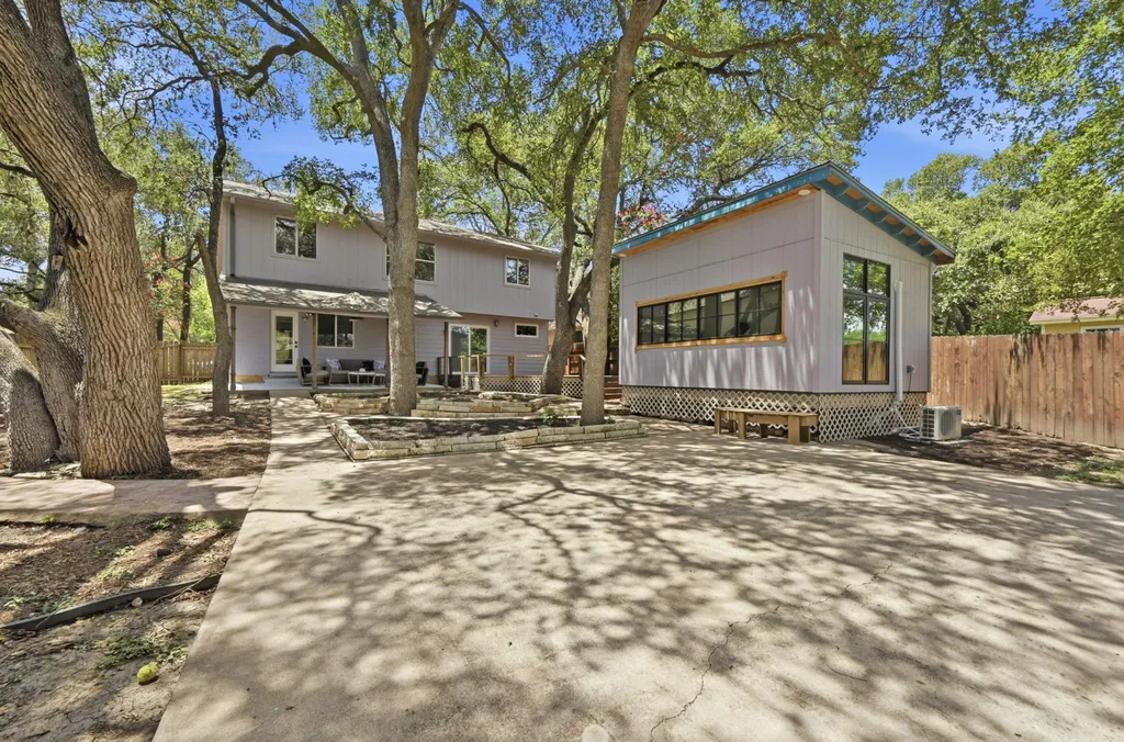 708 Shade Tree Drive Austin TX 78748