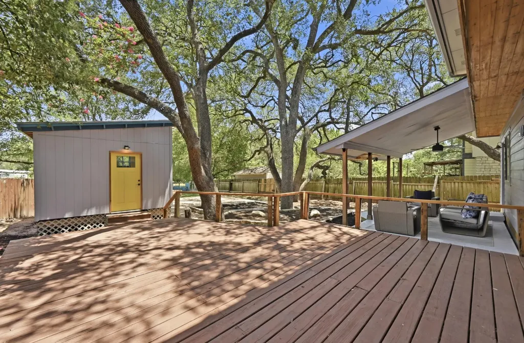 708 Shade Tree Drive Austin TX 78748
