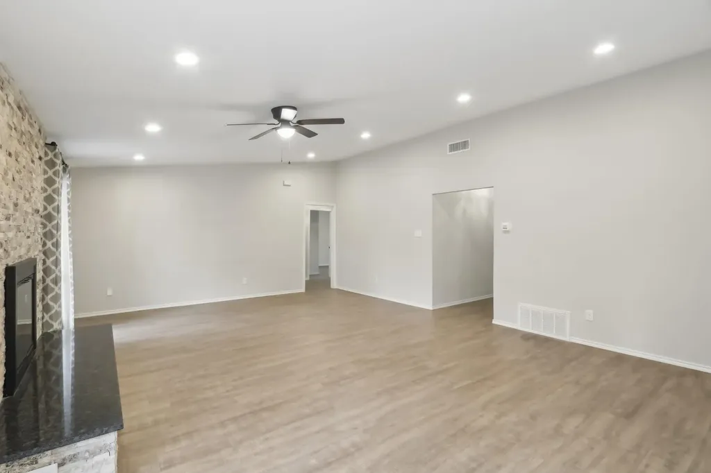 4708 Cap Rock Drive Austin TX 78735