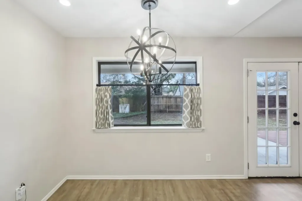 4708 Cap Rock Drive Austin TX 78735