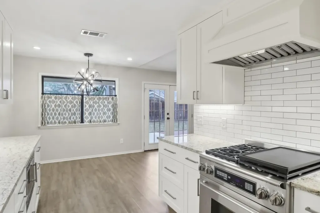 4708 Cap Rock Drive Austin TX 78735