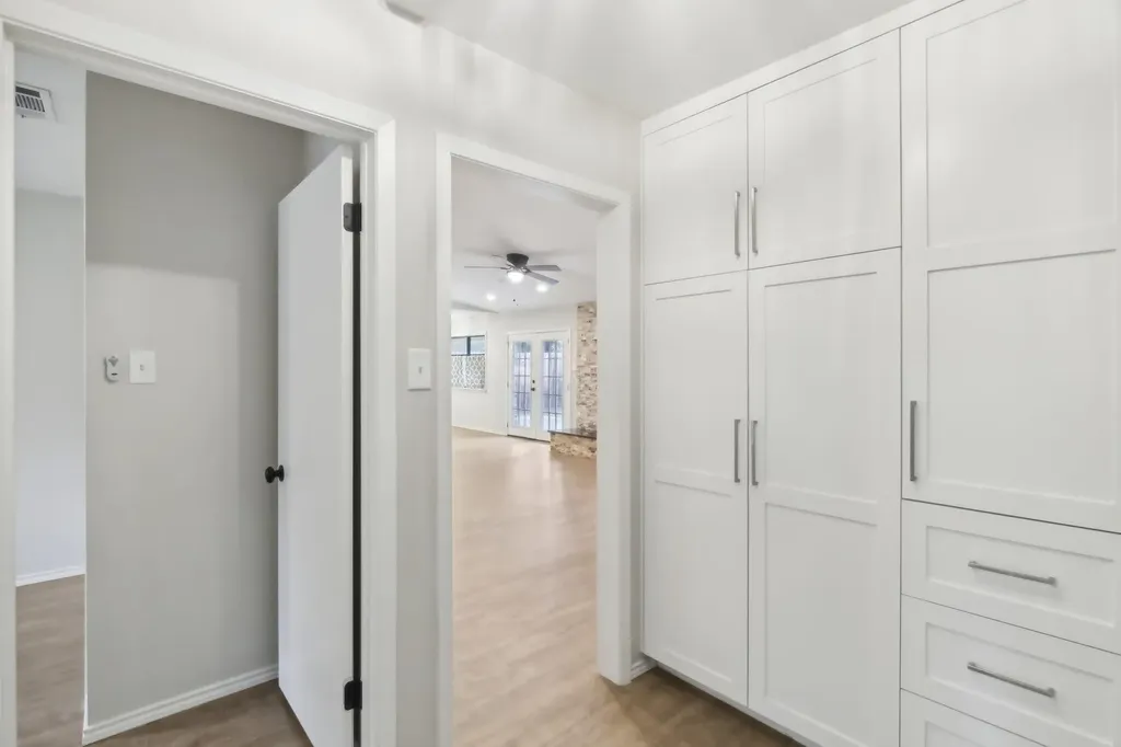 4708 Cap Rock Drive Austin TX 78735