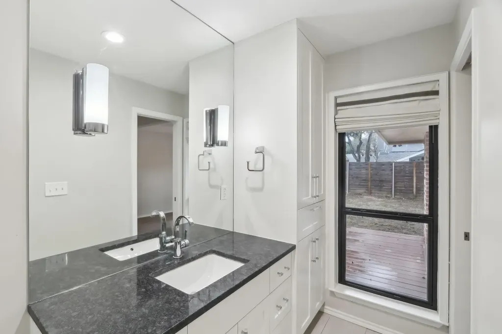 4708 Cap Rock Drive Austin TX 78735