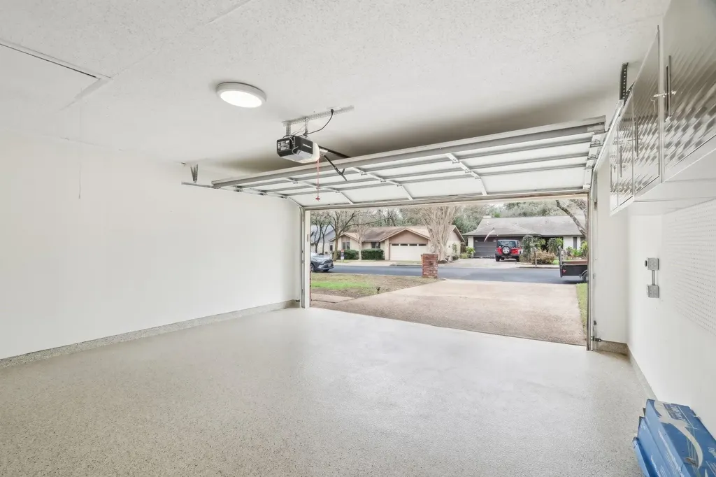 4708 Cap Rock Drive Austin TX 78735
