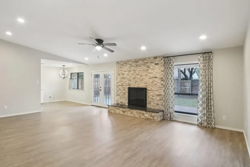 4708 Cap Rock Drive Austin TX 78735