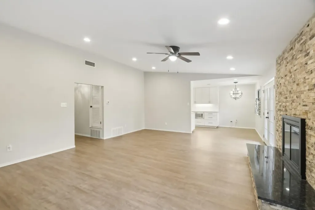 4708 Cap Rock Drive Austin TX 78735