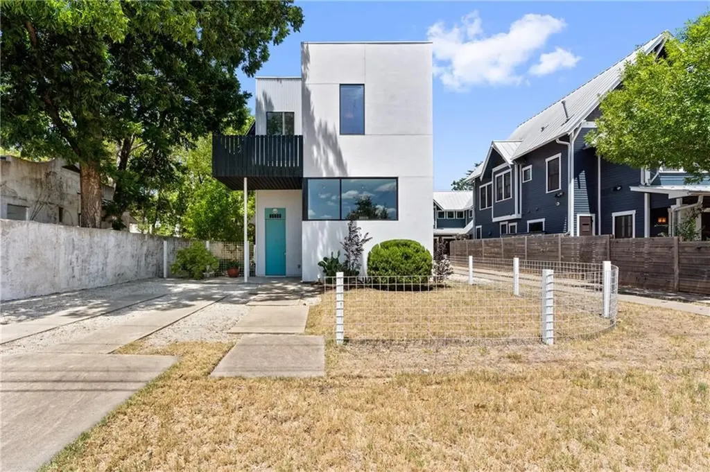 1616 Haskell Street Austin TX 78702