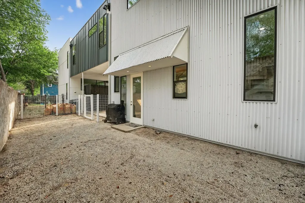 1616 Haskell Street Austin TX 78702