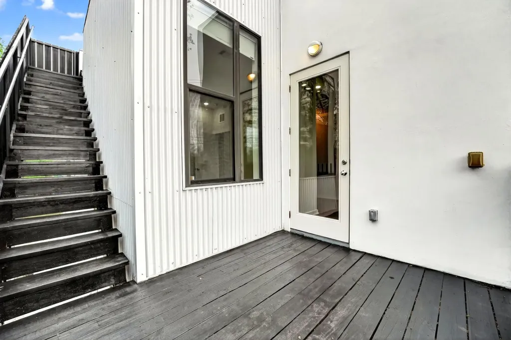 1616 Haskell Street Austin TX 78702