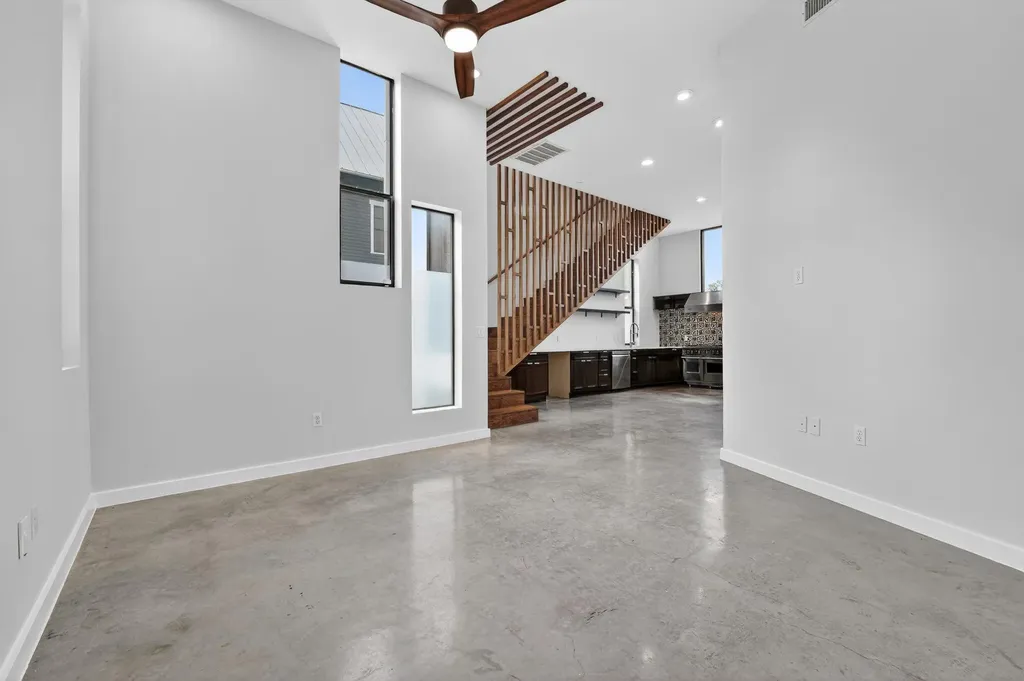 1616 Haskell Street Austin TX 78702