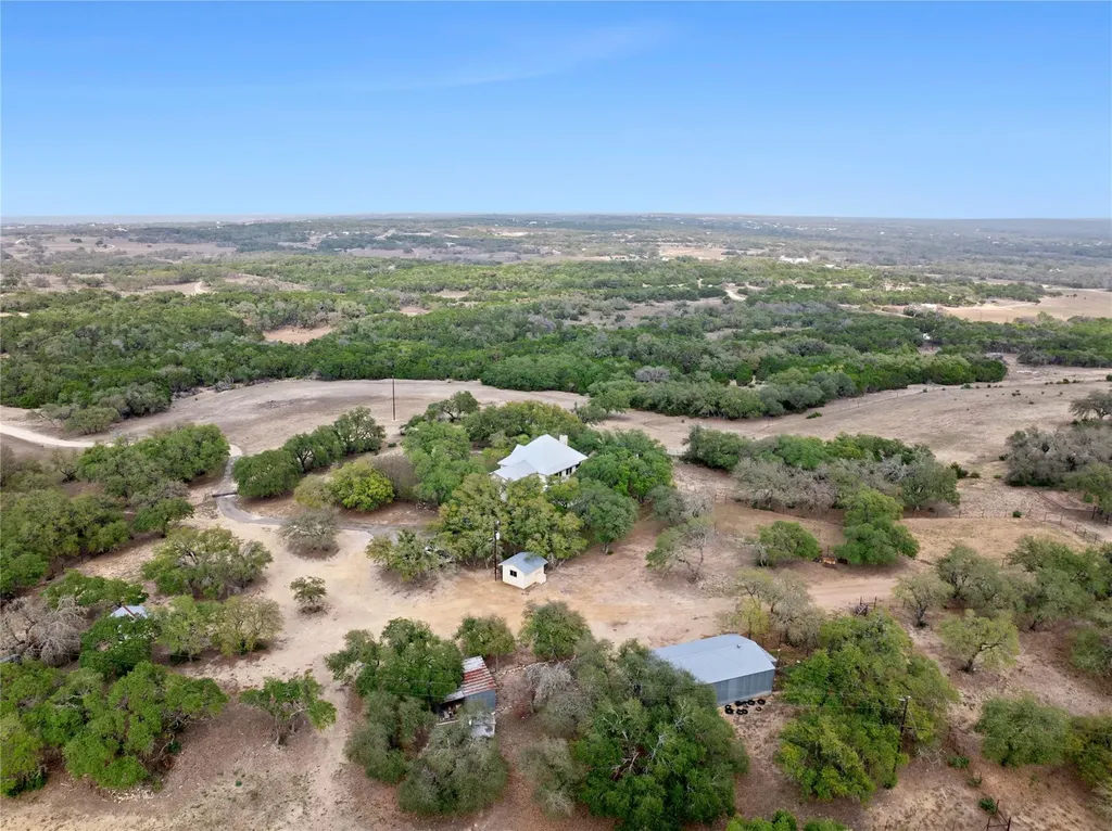 14511 Farm To Market 32 Blanco TX 78606