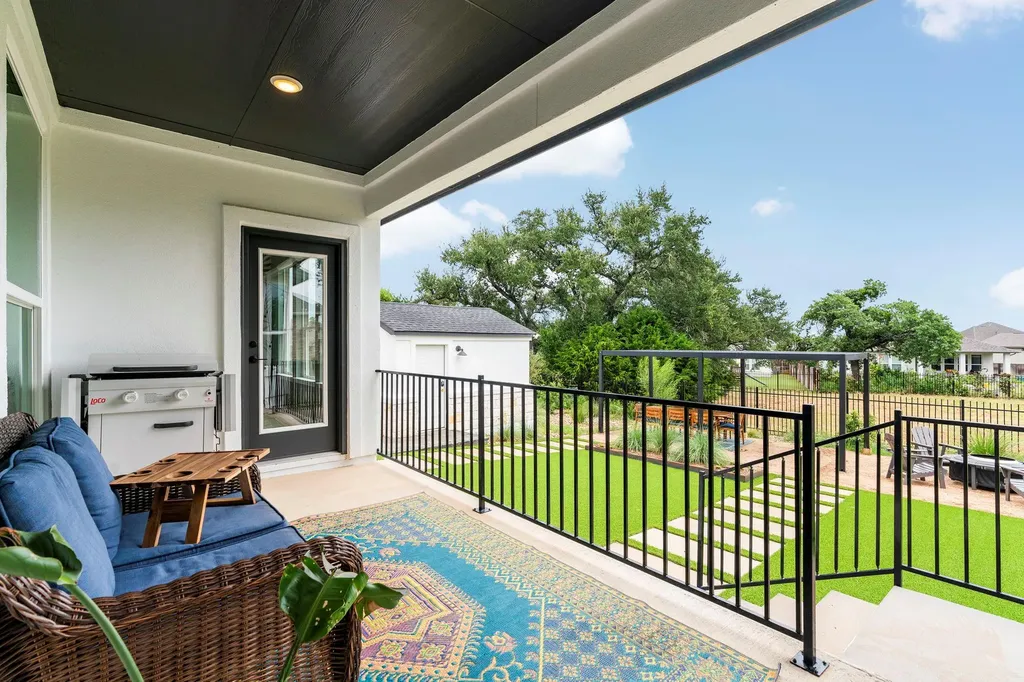 1368 Pink Granite Boulevard Dripping Springs TX 78620