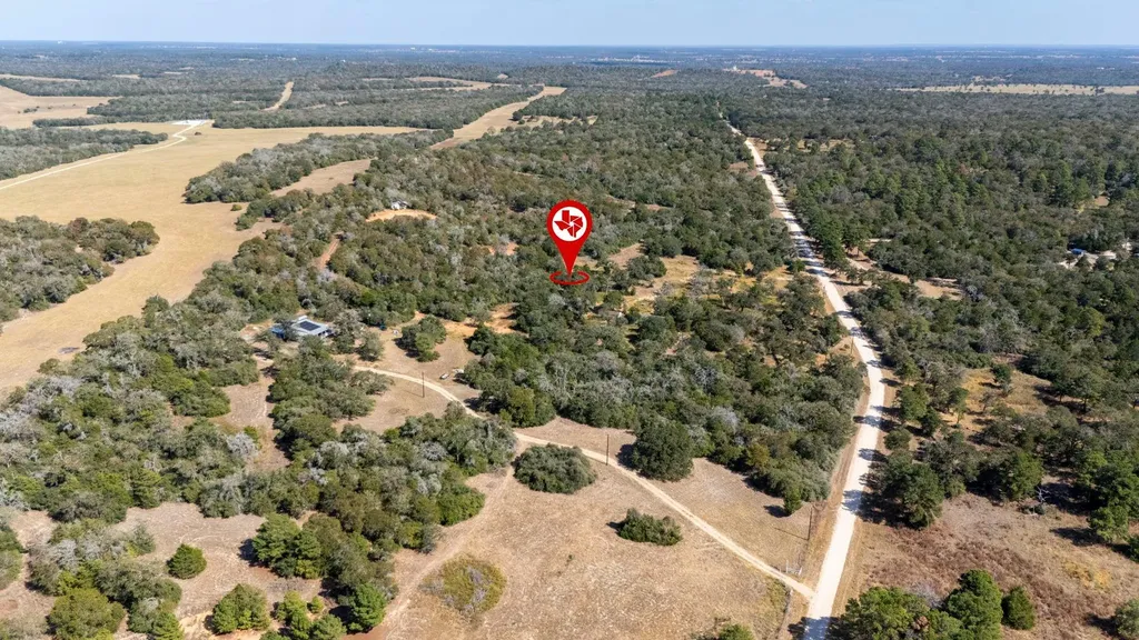 3115 Chuckwagon Road Luling TX 78648