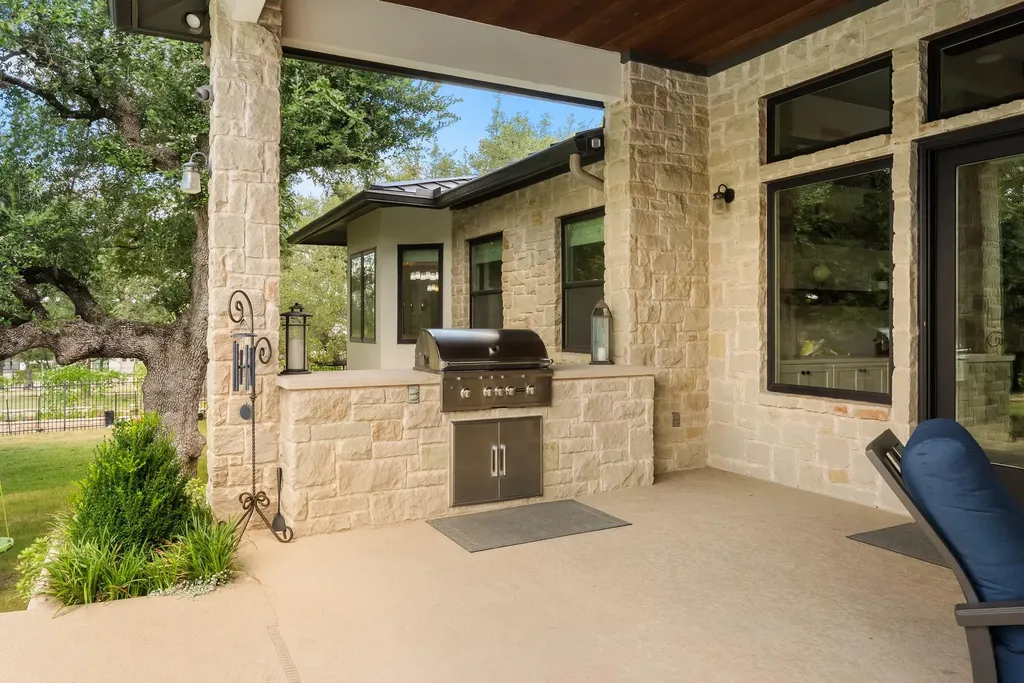 7808 Regolizia Cove Austin TX 78739