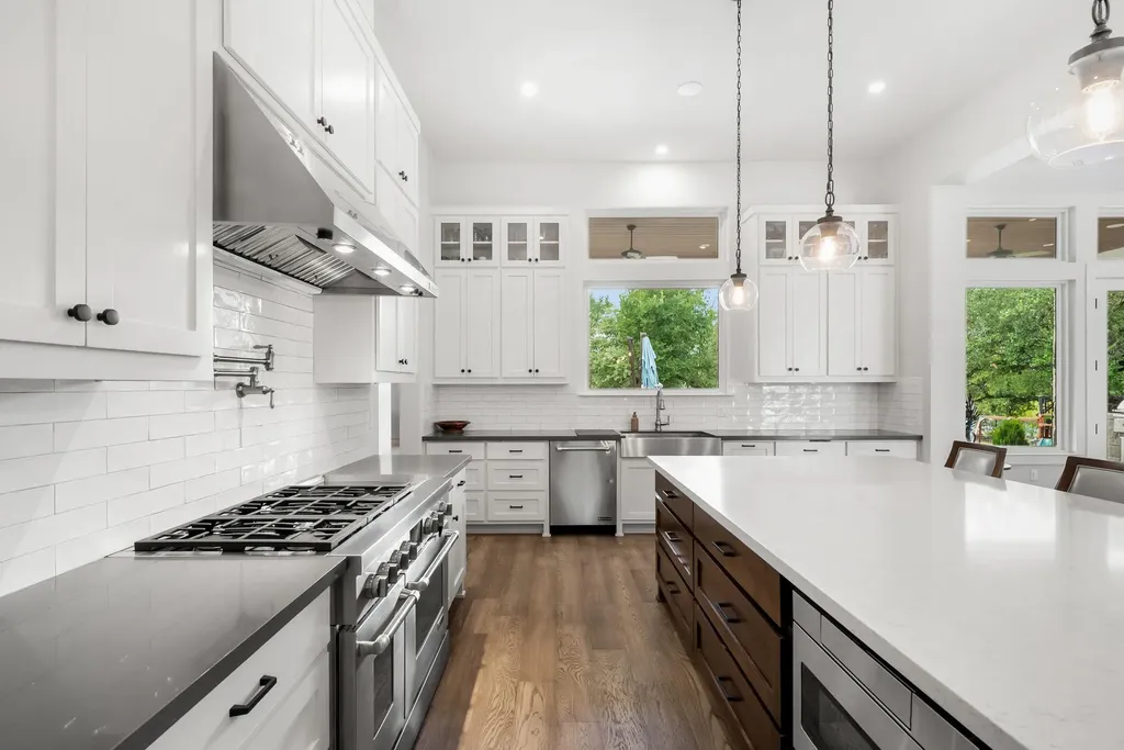 7808 Regolizia Cove Austin TX 78739
