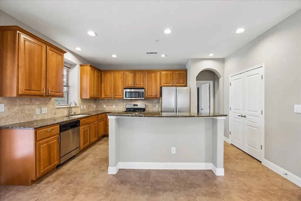 6705 Covered Bridge Drive Austin TX 78736