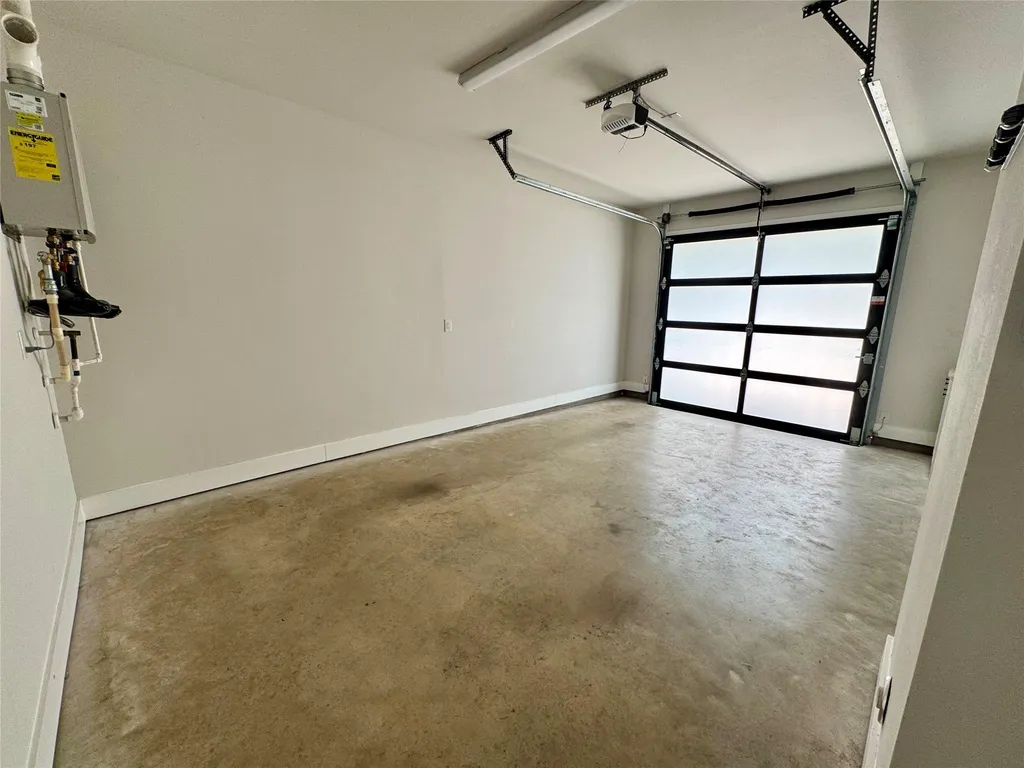 2104 E 2nd Street Austin TX 78702