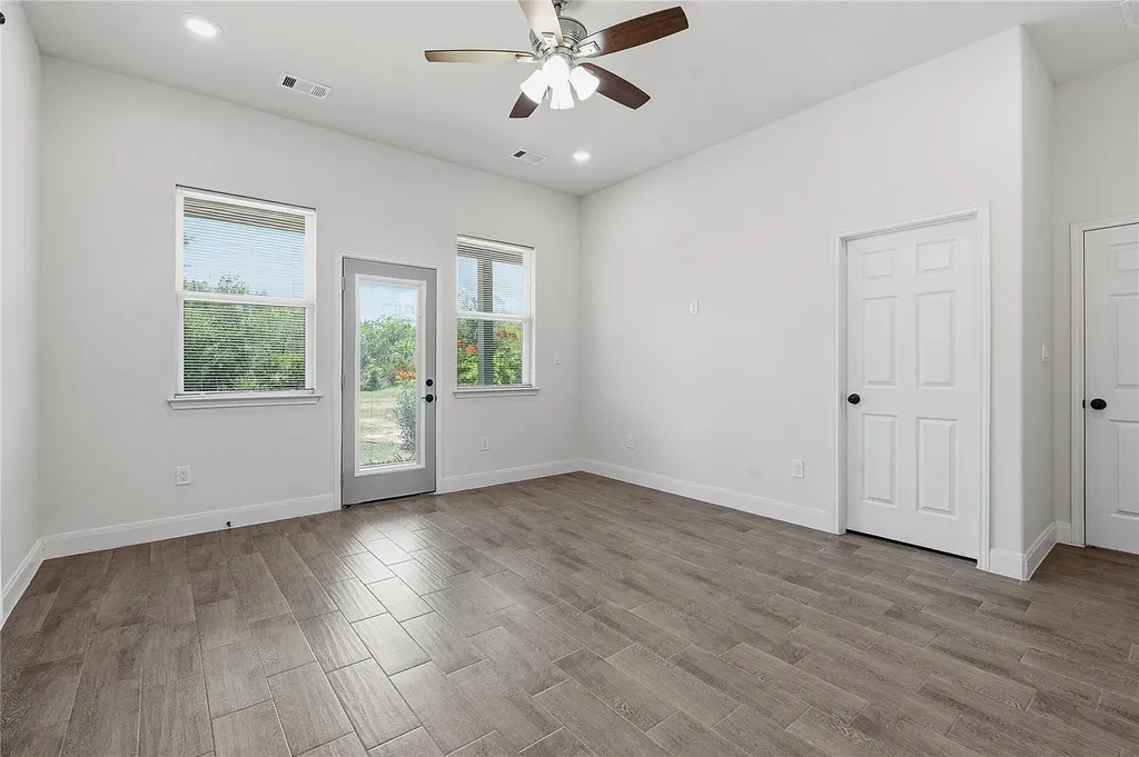 112 Margarita Drive Dale TX 78616