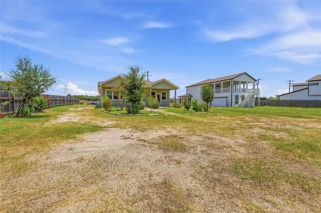 112 Margarita Drive Dale TX 78616