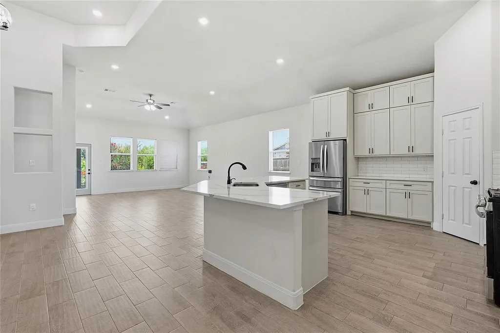 112 Margarita Drive Dale TX 78616