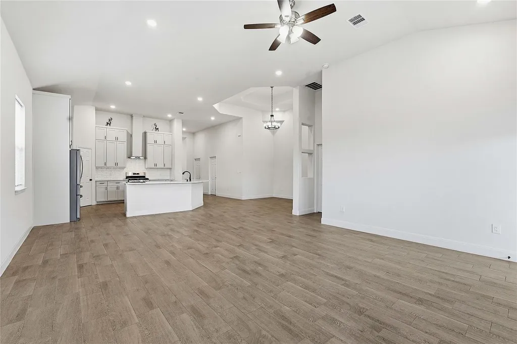 112 Margarita Drive Dale TX 78616