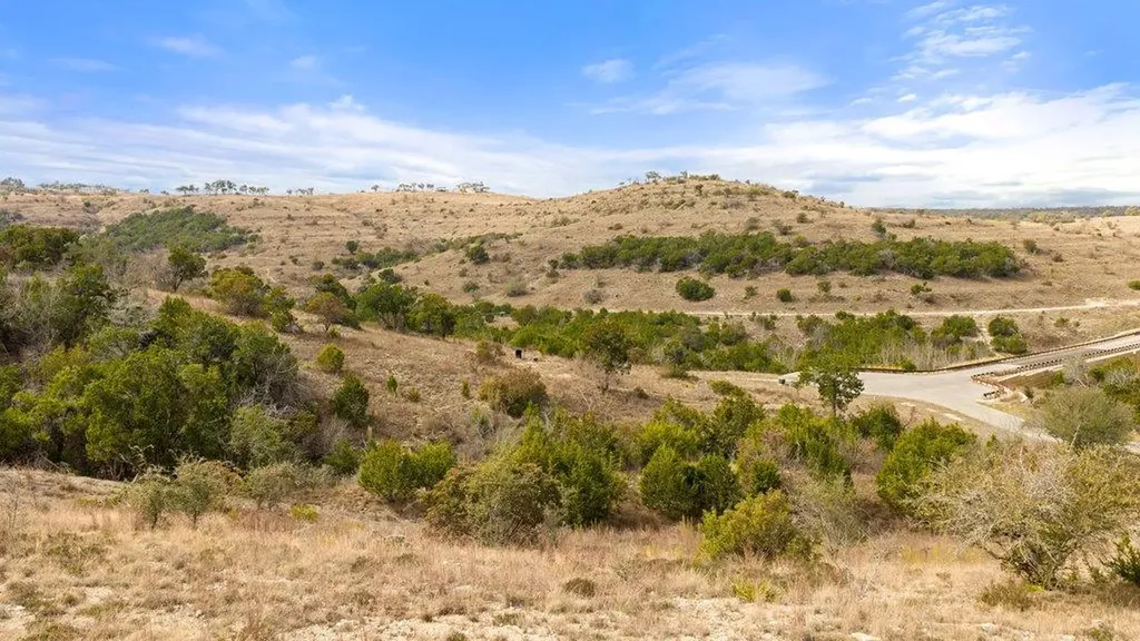 20640 Moreh Peak Pass Austin TX 78738