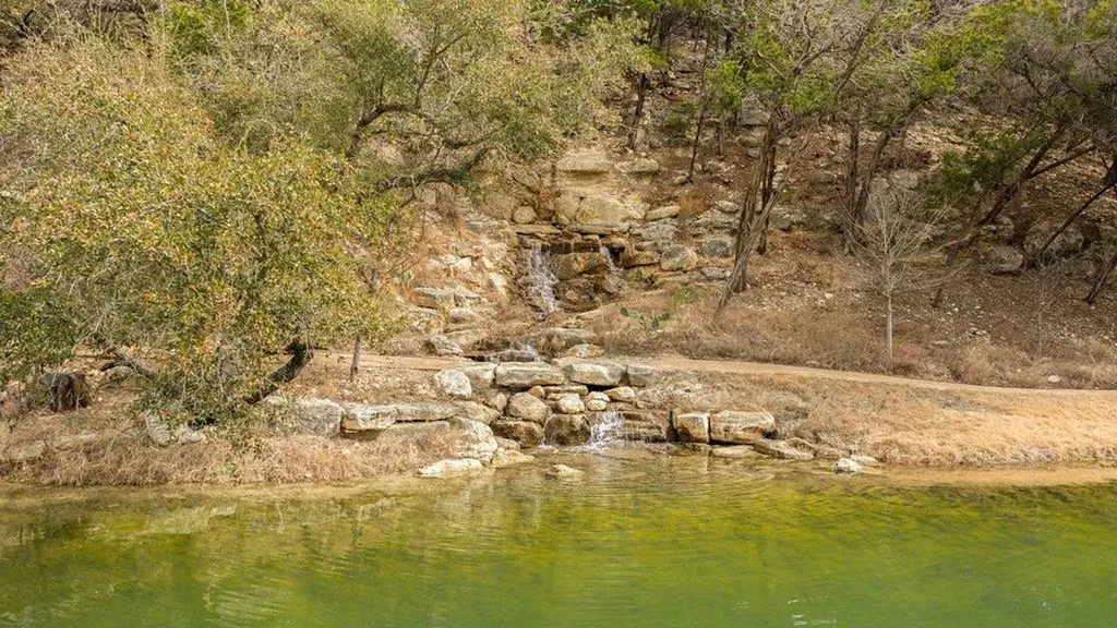 20640 Moreh Peak Pass Austin TX 78738
