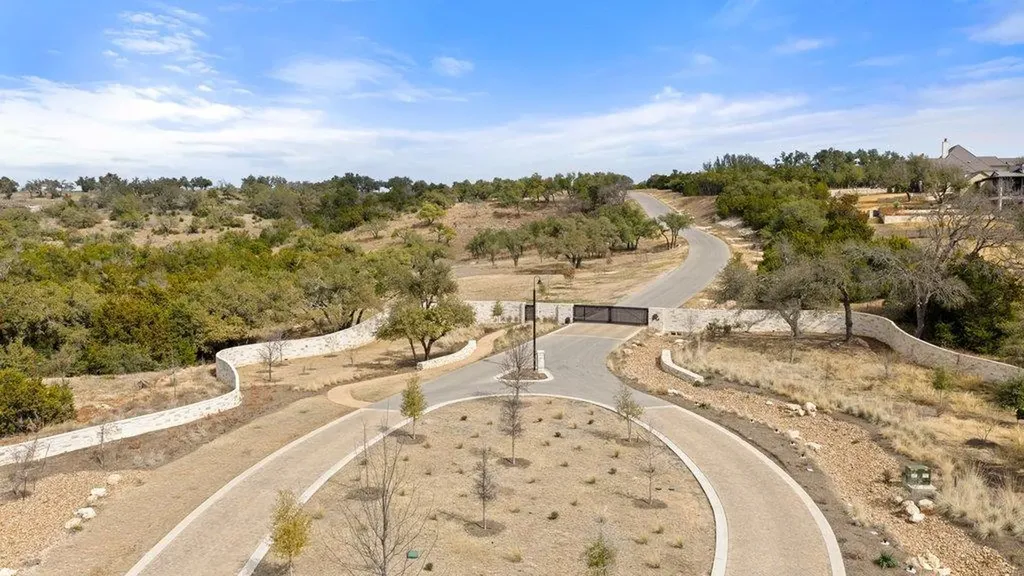 20640 Moreh Peak Pass Austin TX 78738