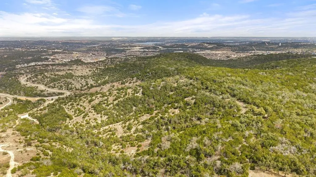 20640 Moreh Peak Pass Austin TX 78738