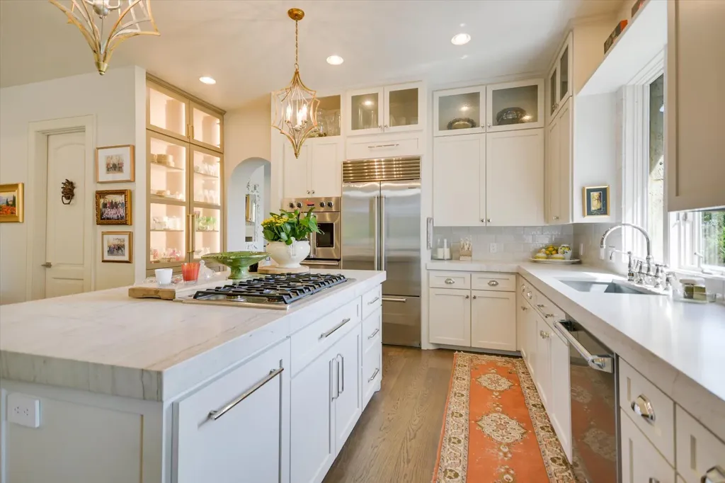 2305 Barton Creek Boulevard Austin TX 78735