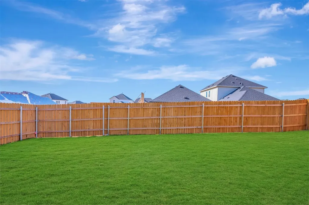 207 Bishop Wood Road Dripping Springs TX 78620