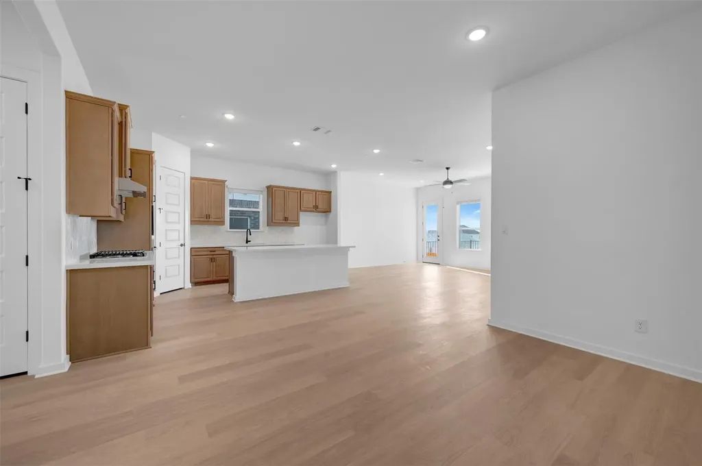 207 Bishop Wood Road Dripping Springs TX 78620