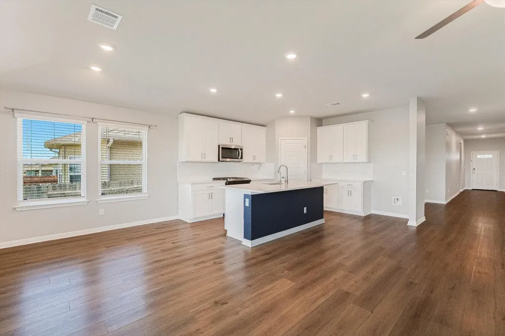 632 Wild Spur Lane Liberty Hill TX 78642