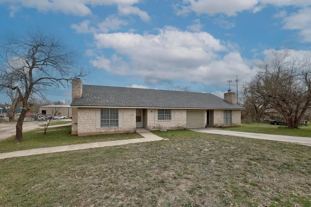 316/318 Highland Estates Drive Round Rock TX 78664