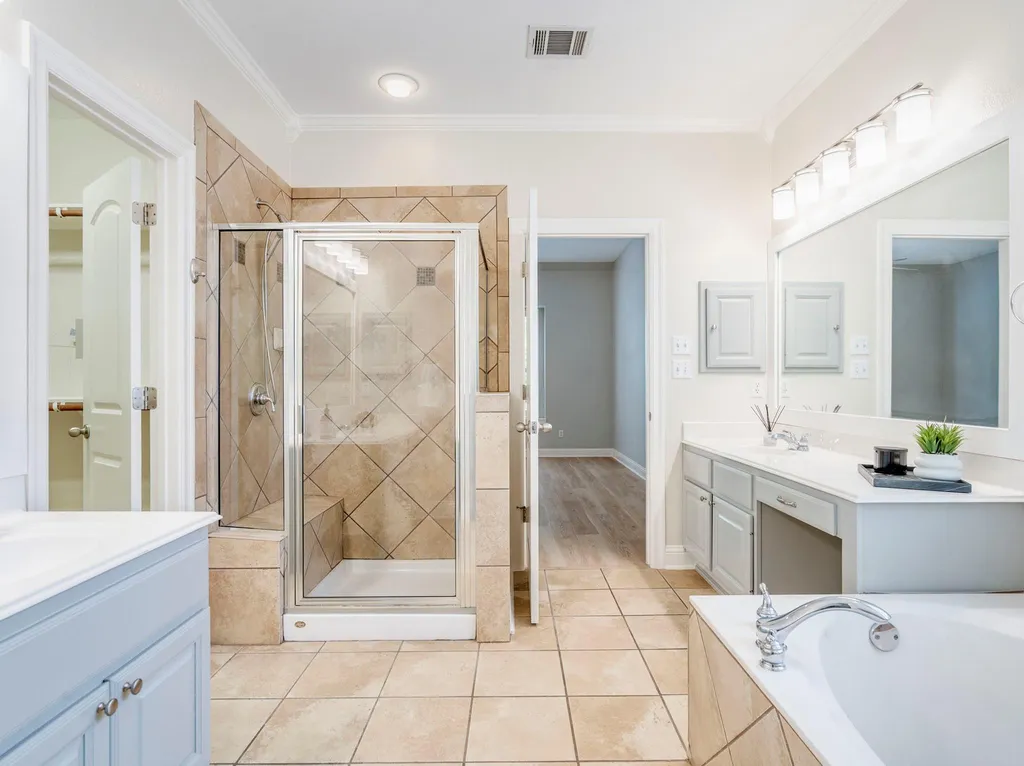321 Calistoga Court Austin TX 78732
