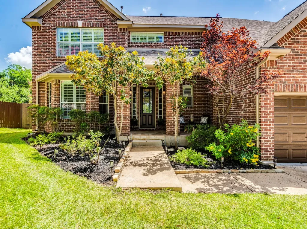 321 Calistoga Court Austin TX 78732