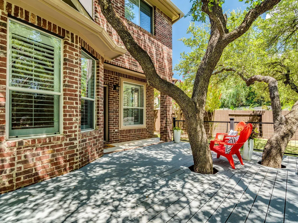 321 Calistoga Court Austin TX 78732