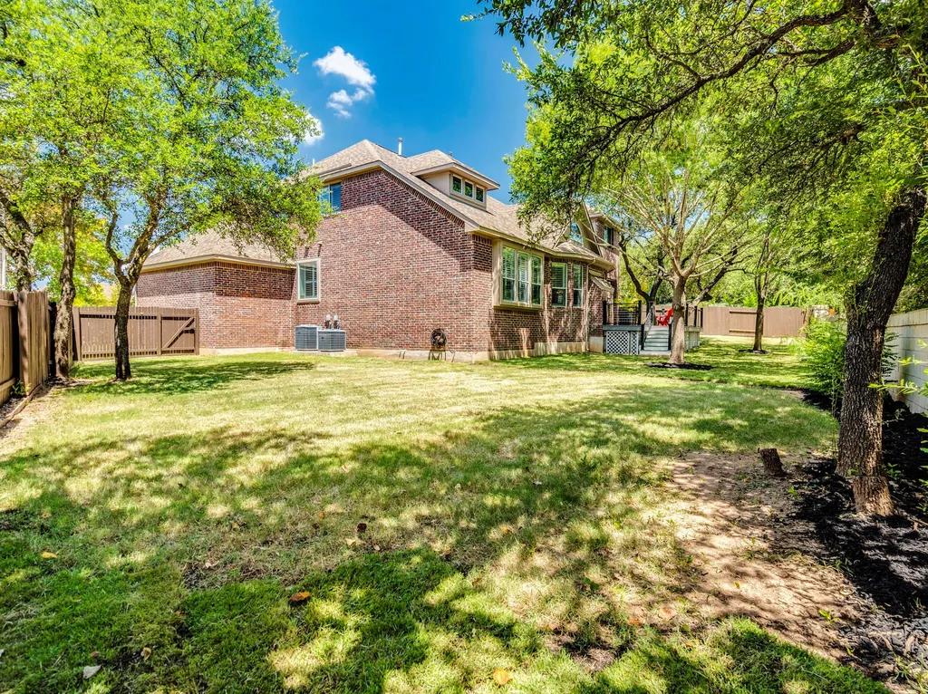 321 Calistoga Court Austin TX 78732